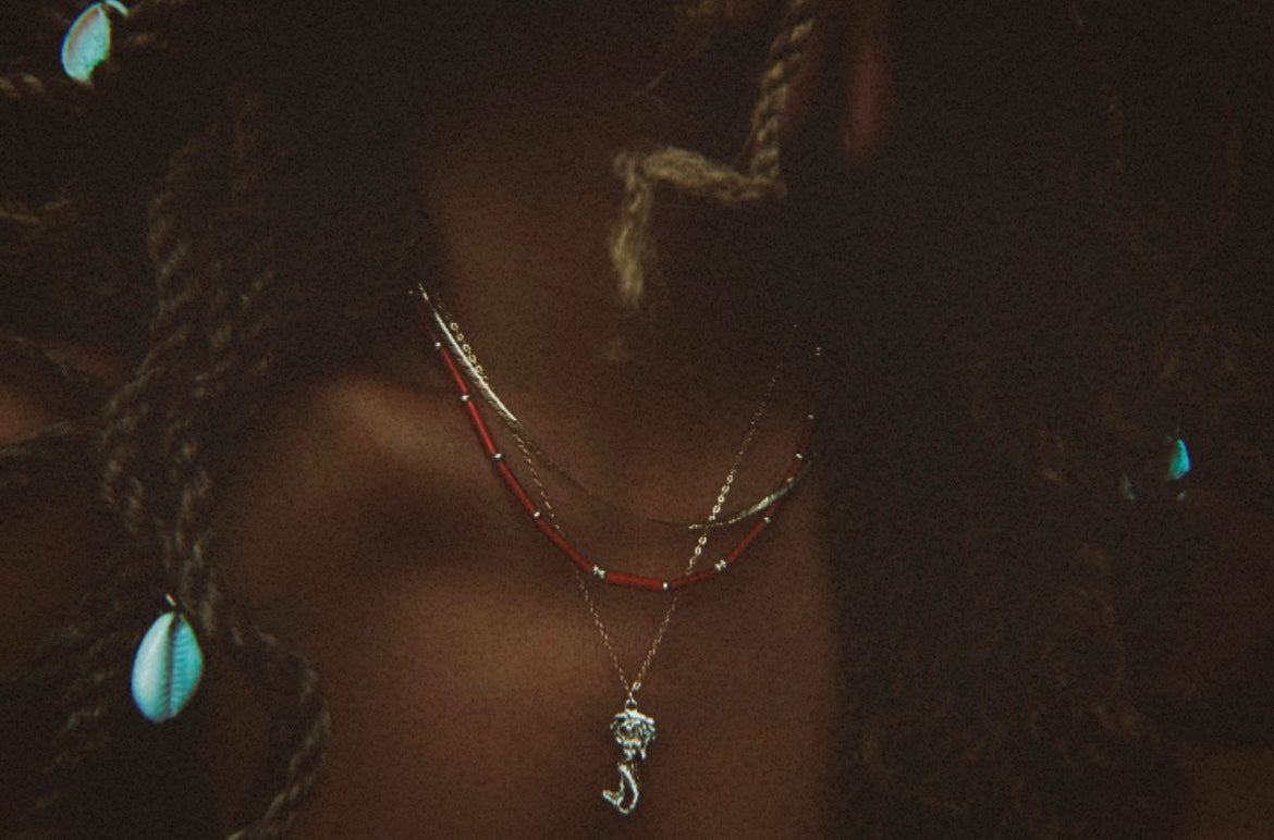 Wanders Necklace