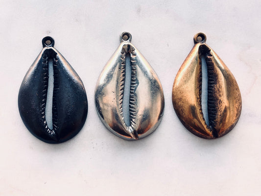 Big Ass Cowrie Keychain