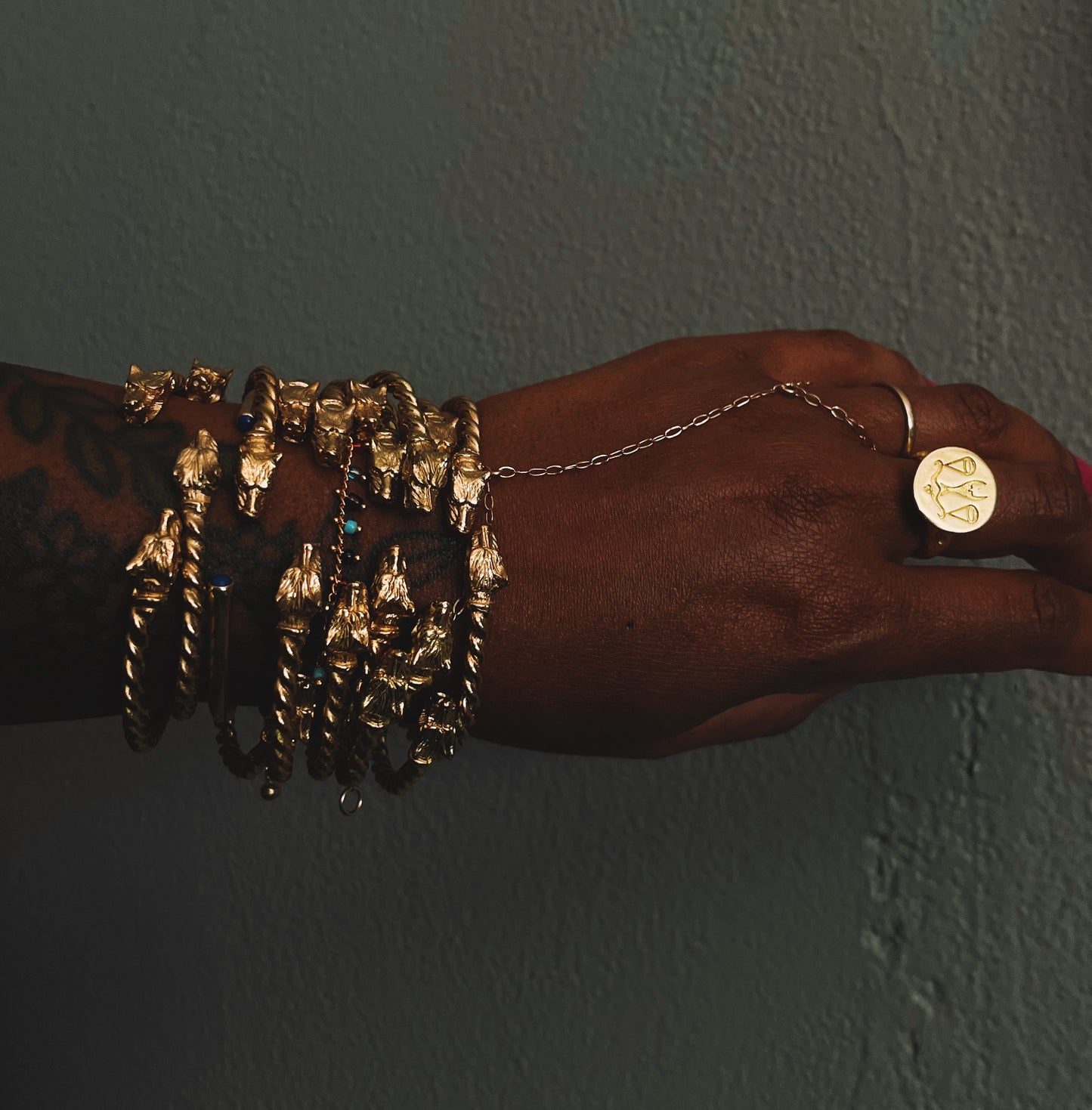 Toba Guardian Cuff