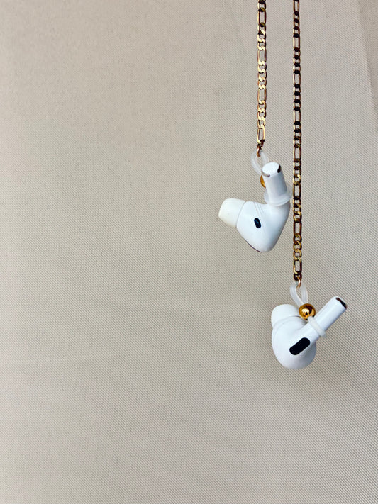 eyeglass/pod chains *multiple styles*