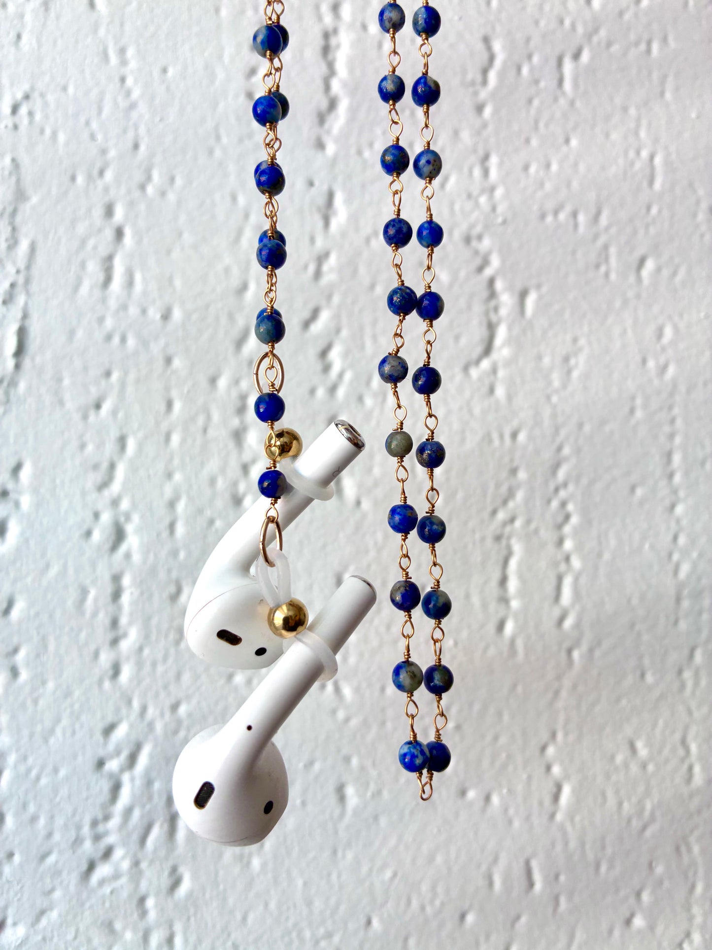 eyeglass/pod chains *multiple styles*