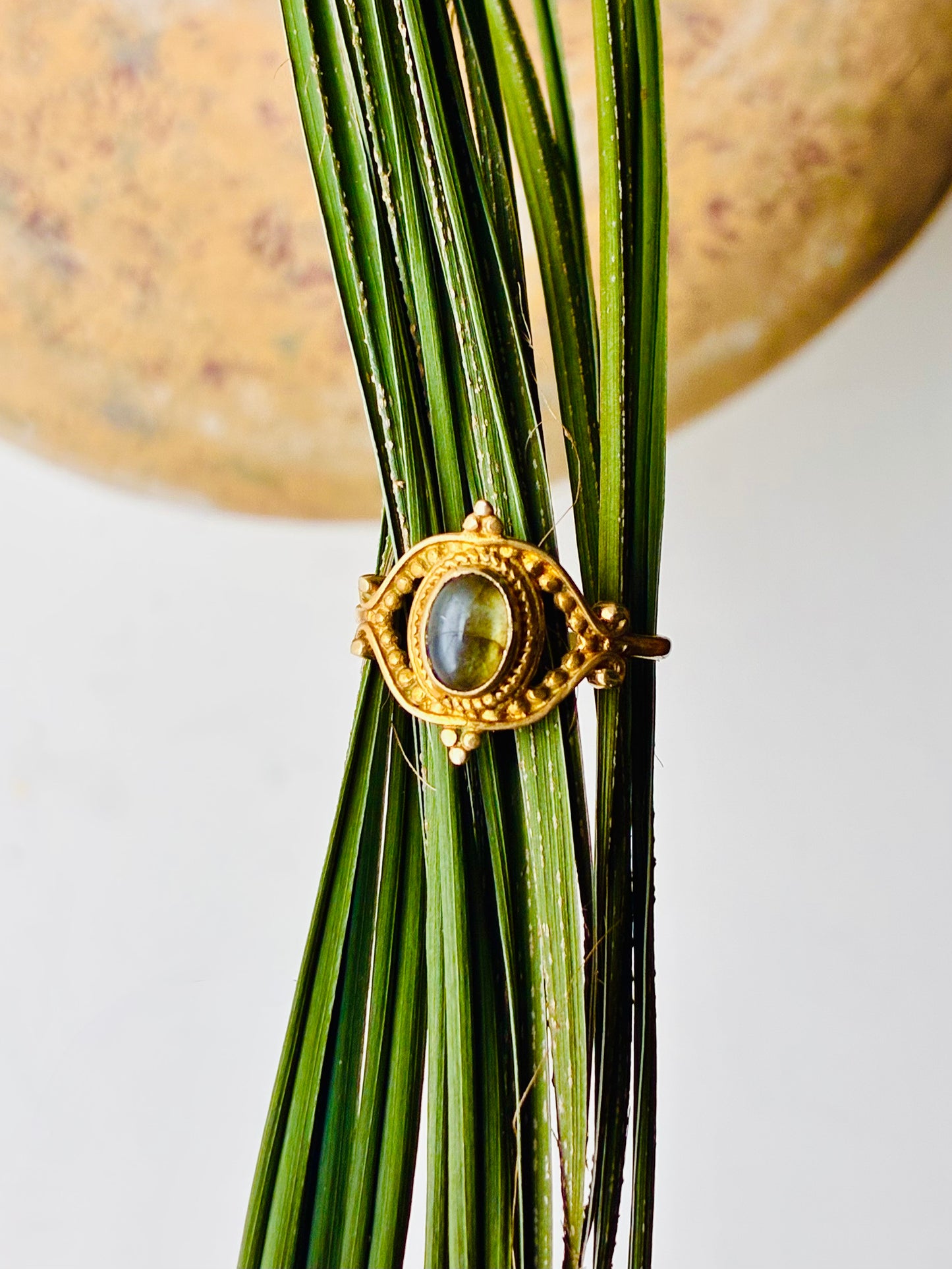 Alem Labradorite Ring