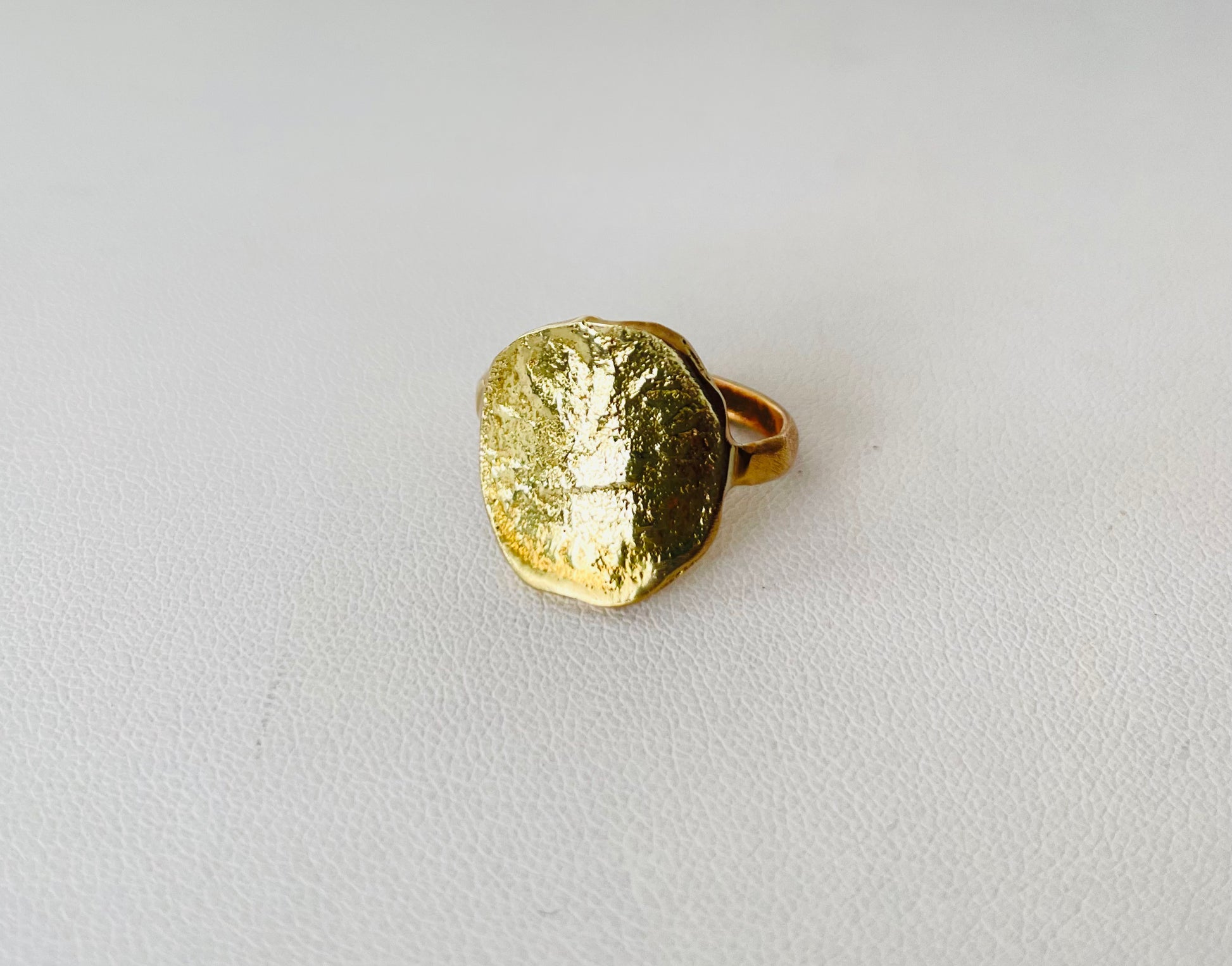 Amina Rind Amina Coin Ring – PeaceimagesJewelry