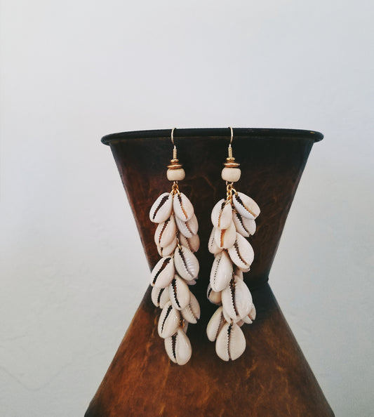 Cascading Cowries