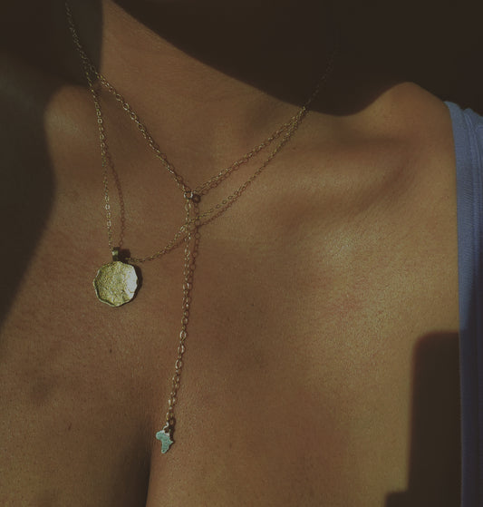 Mini Africa Lariat